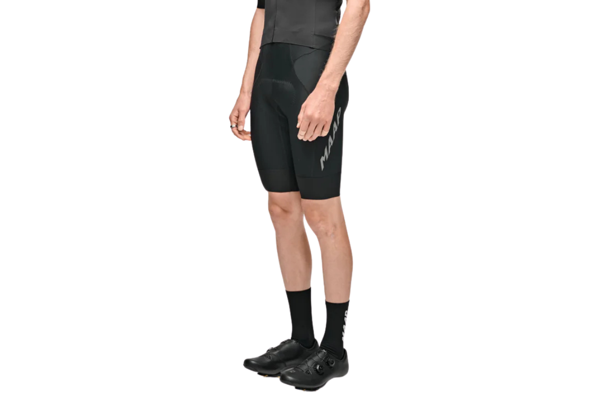 maap emerge black bib man.png