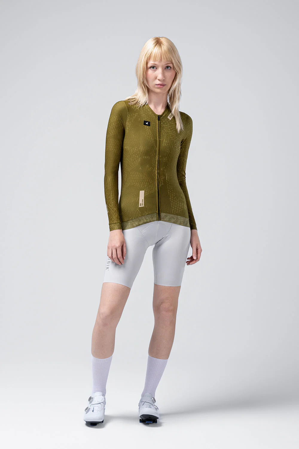 long-sleeve-jersey-vanquish-women-data-preorder-warm26-01.webp