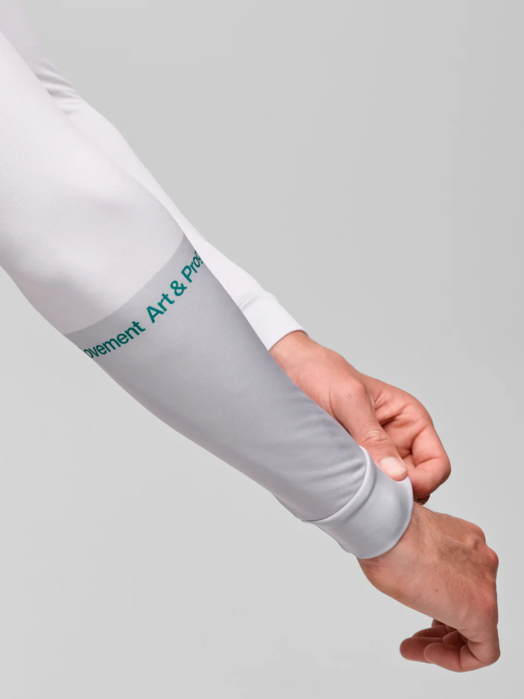 MPMJE260326_FLNT.PulseThermalLSJersey_PDP_06.webp