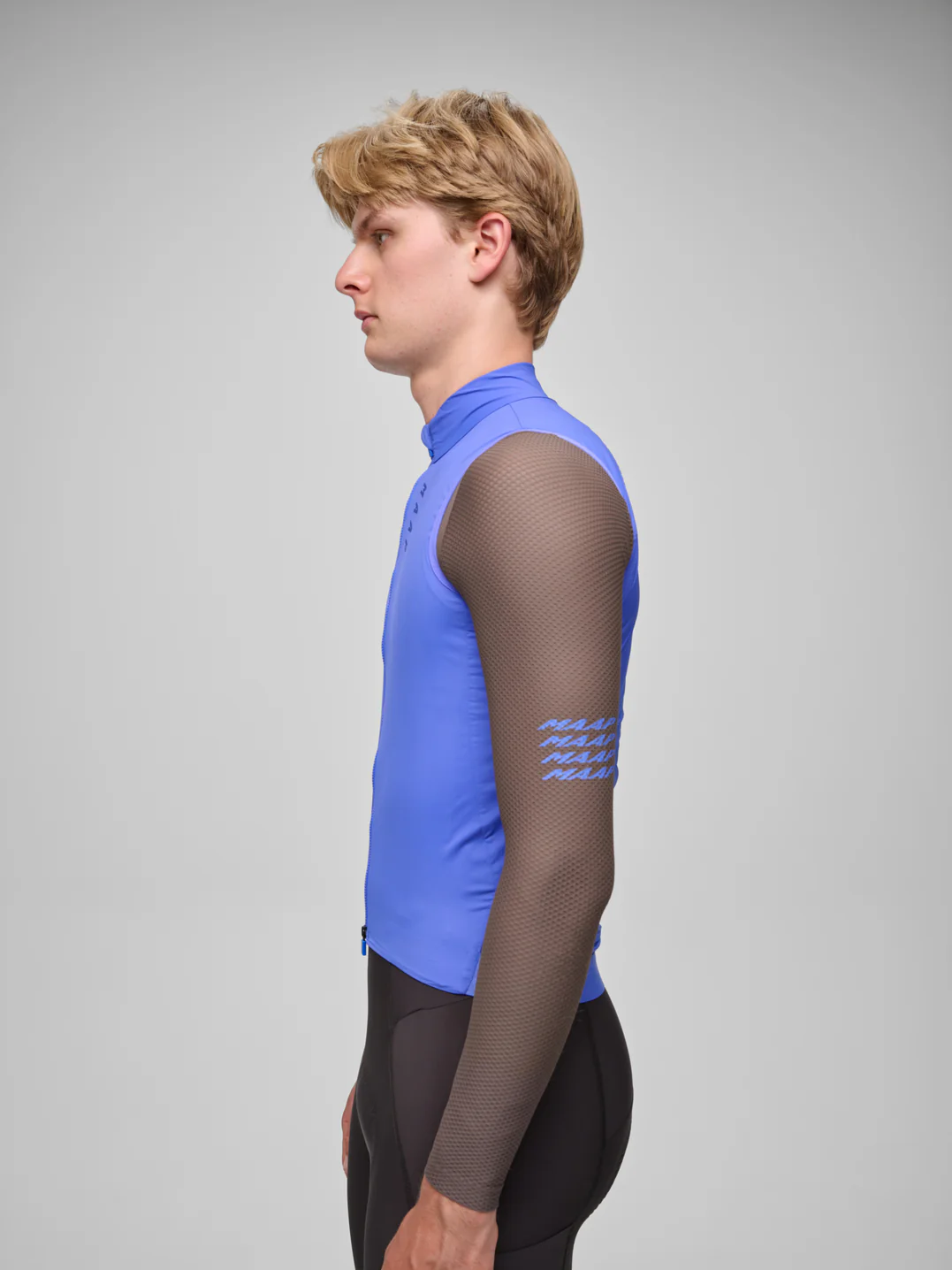 MPMVE240126_AMPA.FlowVest_PDP_04.webp