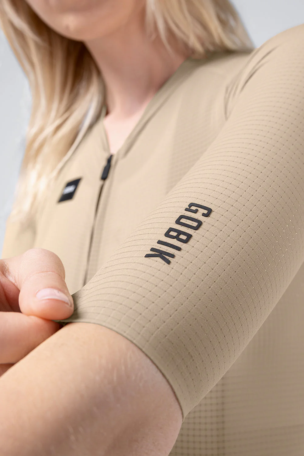short-sleeve-jersey-phantom-unisex-rye-04.webp