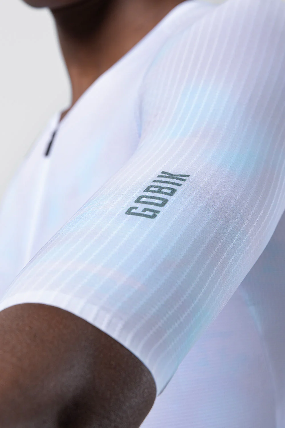 short-sleeve-jersey-reactive-unisex-gossy-04_84bc221c-ef6b-40d7-9fb2-01fed4ebd765.webp