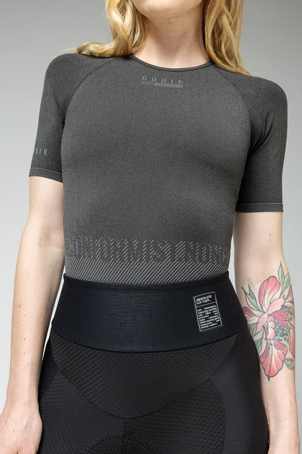 CAMISETA-INTERIOR-MANGA-CORTA-LIMBER-SKIN-MUJER-BASALT-2_6341b499-a99f-4af1-878c-53f611294a9e.jpg
