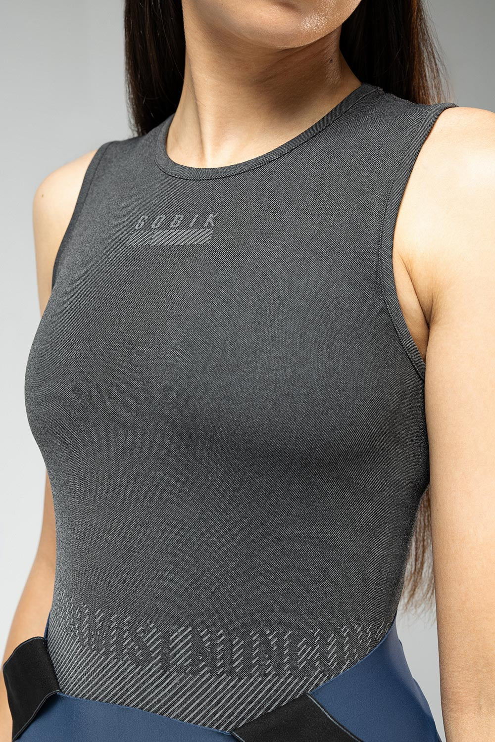 CAMISETA-INTERIOR-SIN-MANGAS-LIMBER-SKIN-MUJER-BASALT-2_f60fb601-ccbb-4f74-b3e2-7996a4e68d7e.jpg