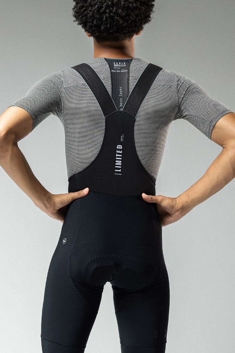 CAMISETA-INTERIOR-MANGA-CORTA-CELL-SKIN-HOMBRE-GREYBLACK-5_4bcb5155-b663-448e-bb67-425289f72685.webp