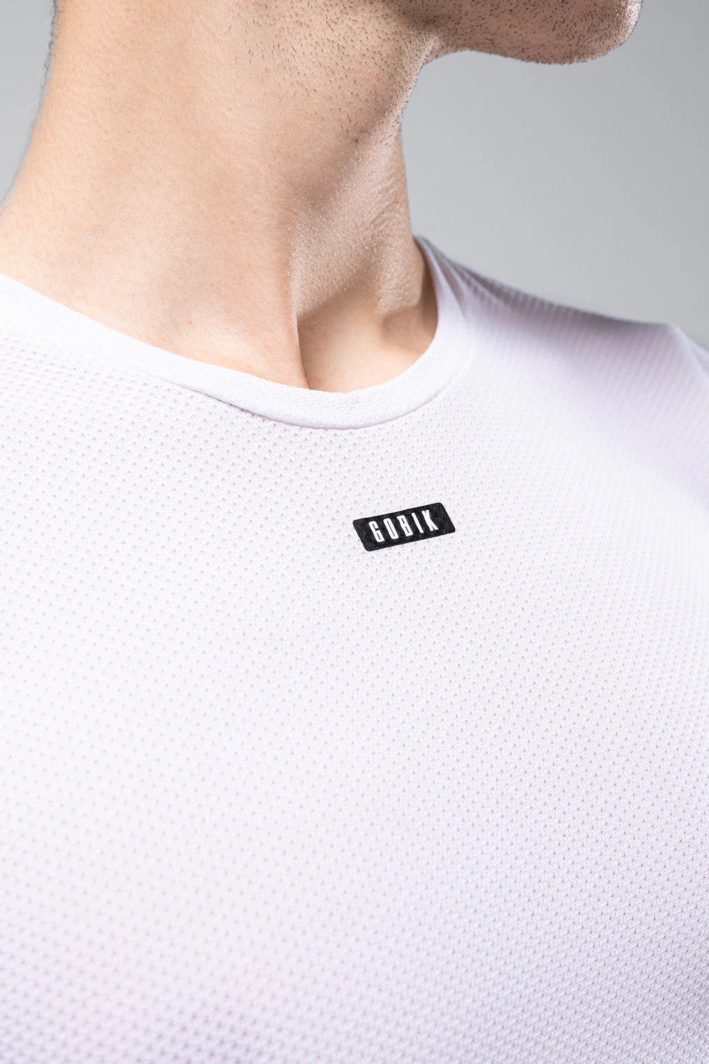 short-sleeve-baselayer-cell-skin-men-hakuba-03.webp