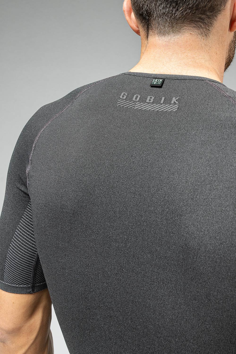 CAMISETA-INTERIOR-MANGA-CORTA-LIMBER-SKIN-HOMBRE-BASALT-6_724d1a85-b4ab-47bf-942a-8a1166b79b8f.jpg