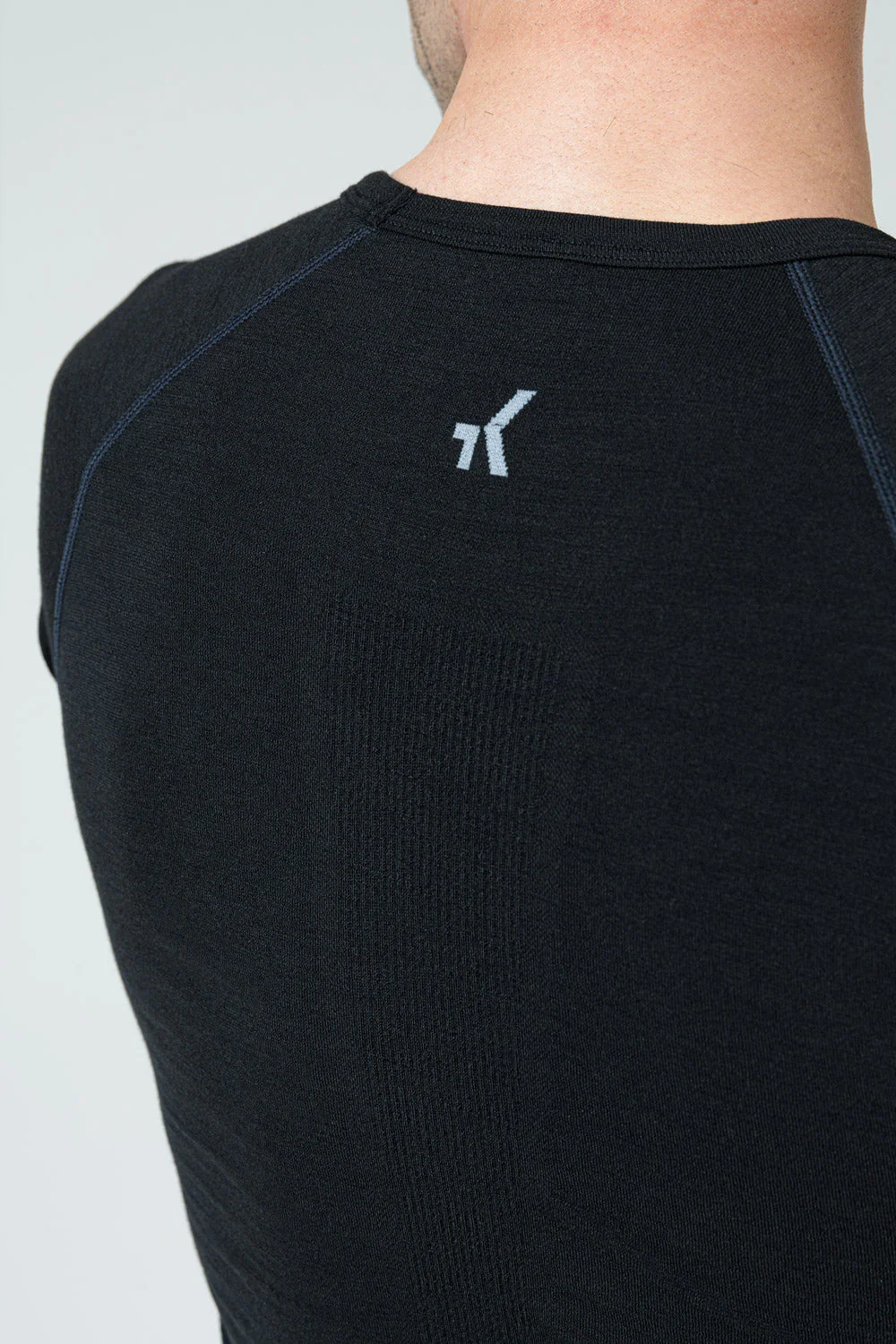 Camiseta-interior-ml-hombre-Winter-Merino-Coal-6-SKU-10-07-004-003.webp
