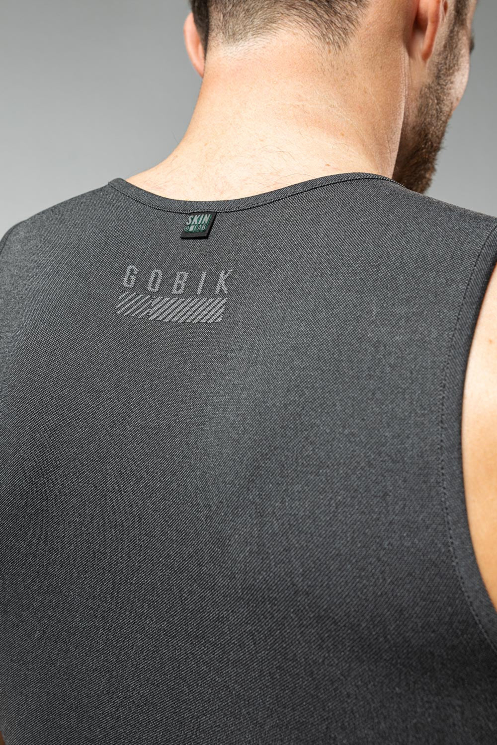 CAMISETA-INTERIOR-SIN-MANGAS-LIMBER-SKIN-HOMBRE-BASALT-3_9a8ed848-2142-4a2b-ae06-7ee6bd341873.jpg