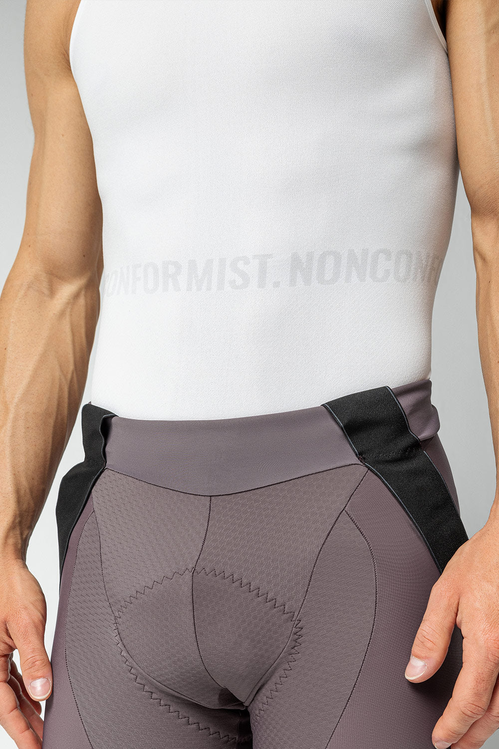 CAMISETA-INTERIOR-SIN-MANGAS-LIMBER-SKIN-HOMBRE-ICELANDIC-5_33ec1713-2c8f-445f-abb7-f4495feea78a.jpg