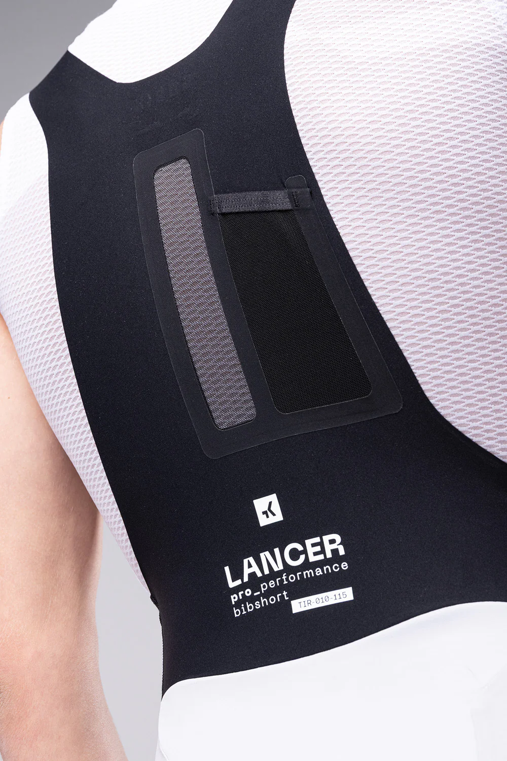 10-02-102-023-bib-short-lancer-men-netcompany-ineos-26-diamond-k10-Web-06.webp