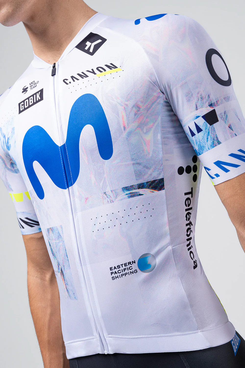 short-sleeve-jersey-odyssey-unisex-movistar-team-26-04_bb4e59a8-39dd-4204-bb75-178831f7c458.webp