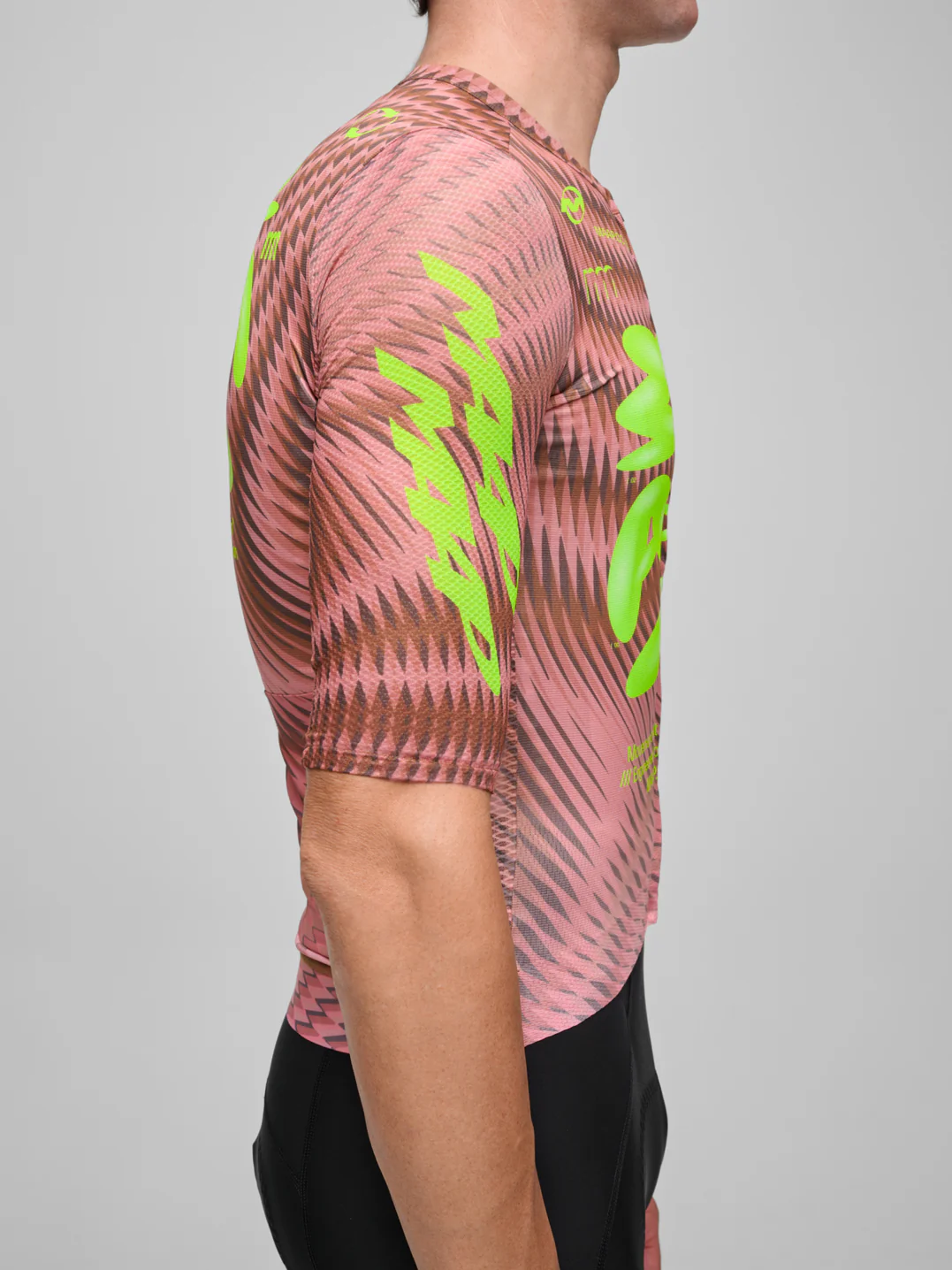 MPMJE260726_MIRA.SpectrumProAirJersey3-0_PDP_03.webp