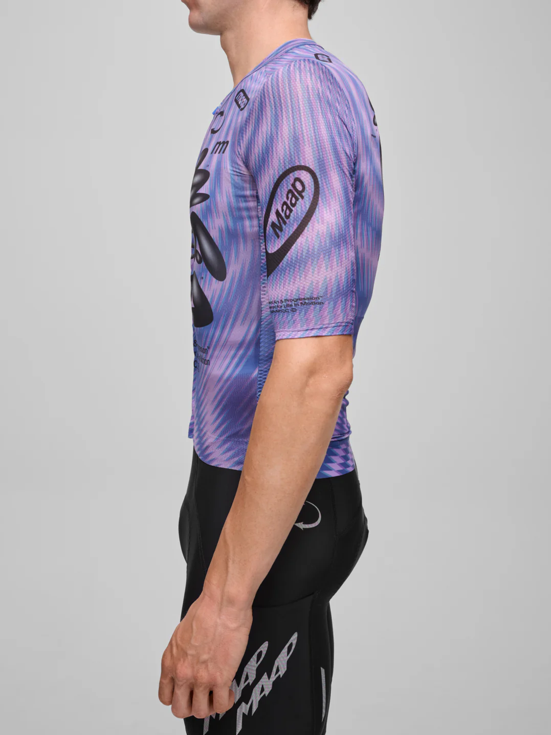 MPMJE260726_GLIT.SpectrumProAirJersey3-0_PDP_03.webp