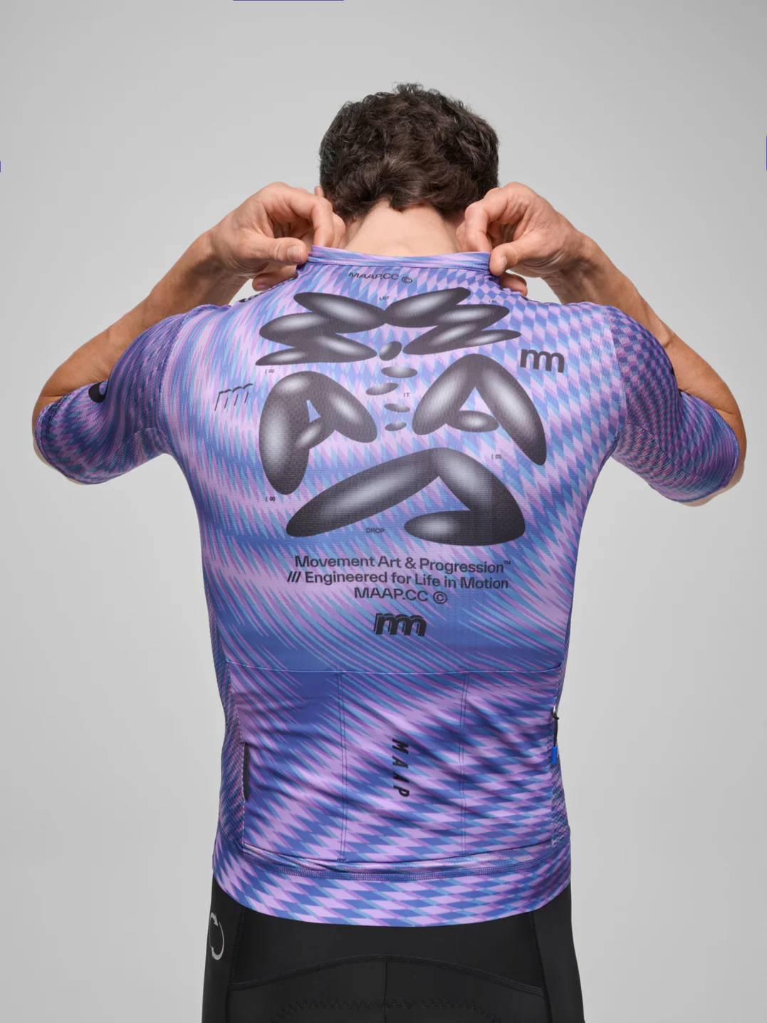 MPMJE260726_GLIT.SpectrumProAirJersey3-0_PDP_04.webp