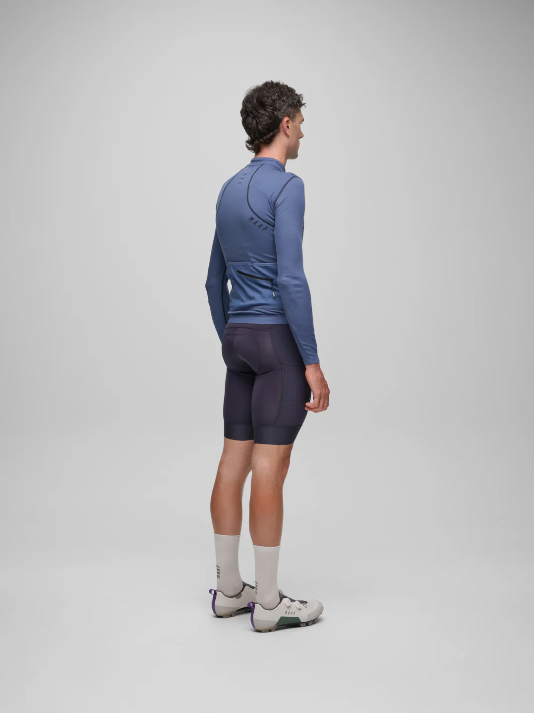 MPMJE241426_BIJO.Alt_RoadLSJersey2.0_PDP_02.webp