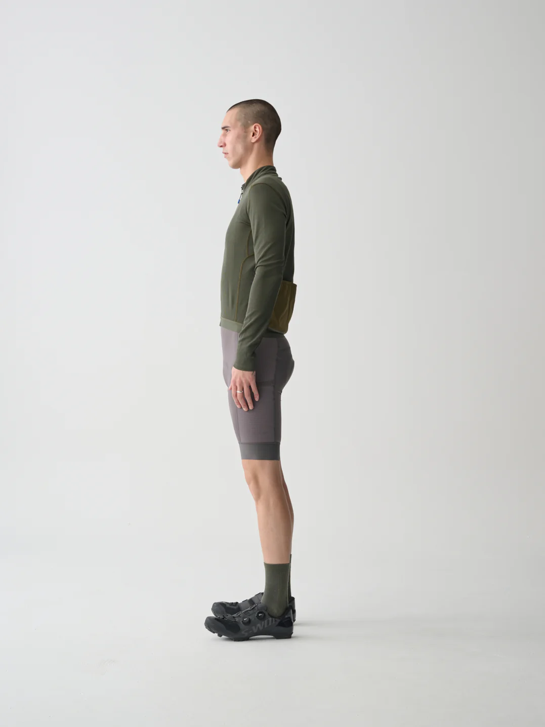 MPMJE241424_LOAM.Alt_20Road_20LS_20Jersey_Loam_PDP_03.webp