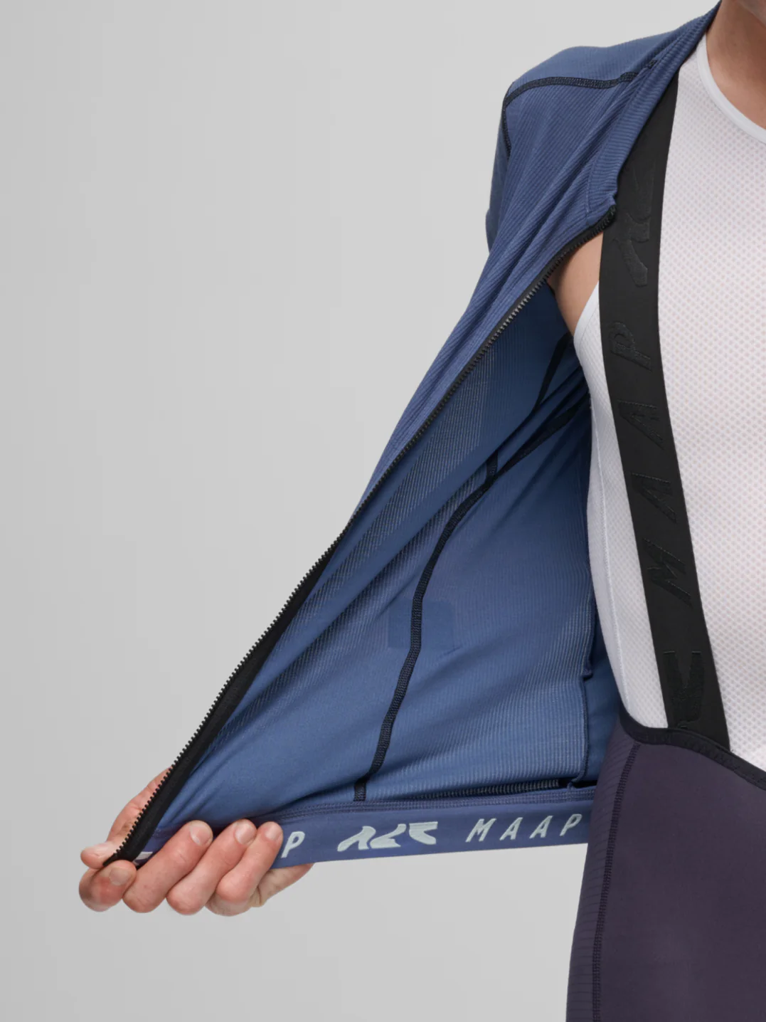 MPMJE241326_BIJO.Alt_RoadJersey2.0_PDP_06.webp
