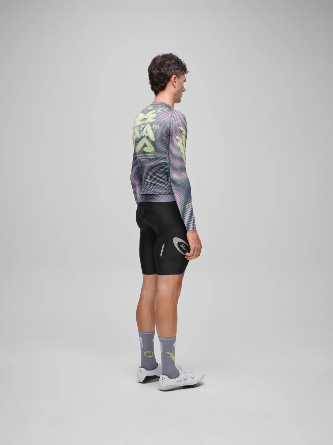 MPMLS260526_HOLO.SpectrumProAirLSJersey3-0_PDP_02.webp