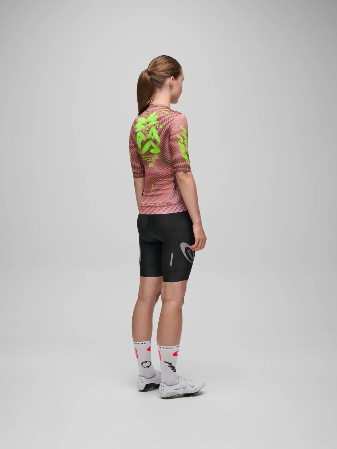 MPWJE260726_MIRA.Women_27sSpectrumProAirJersey3-0_PDP_02.webp