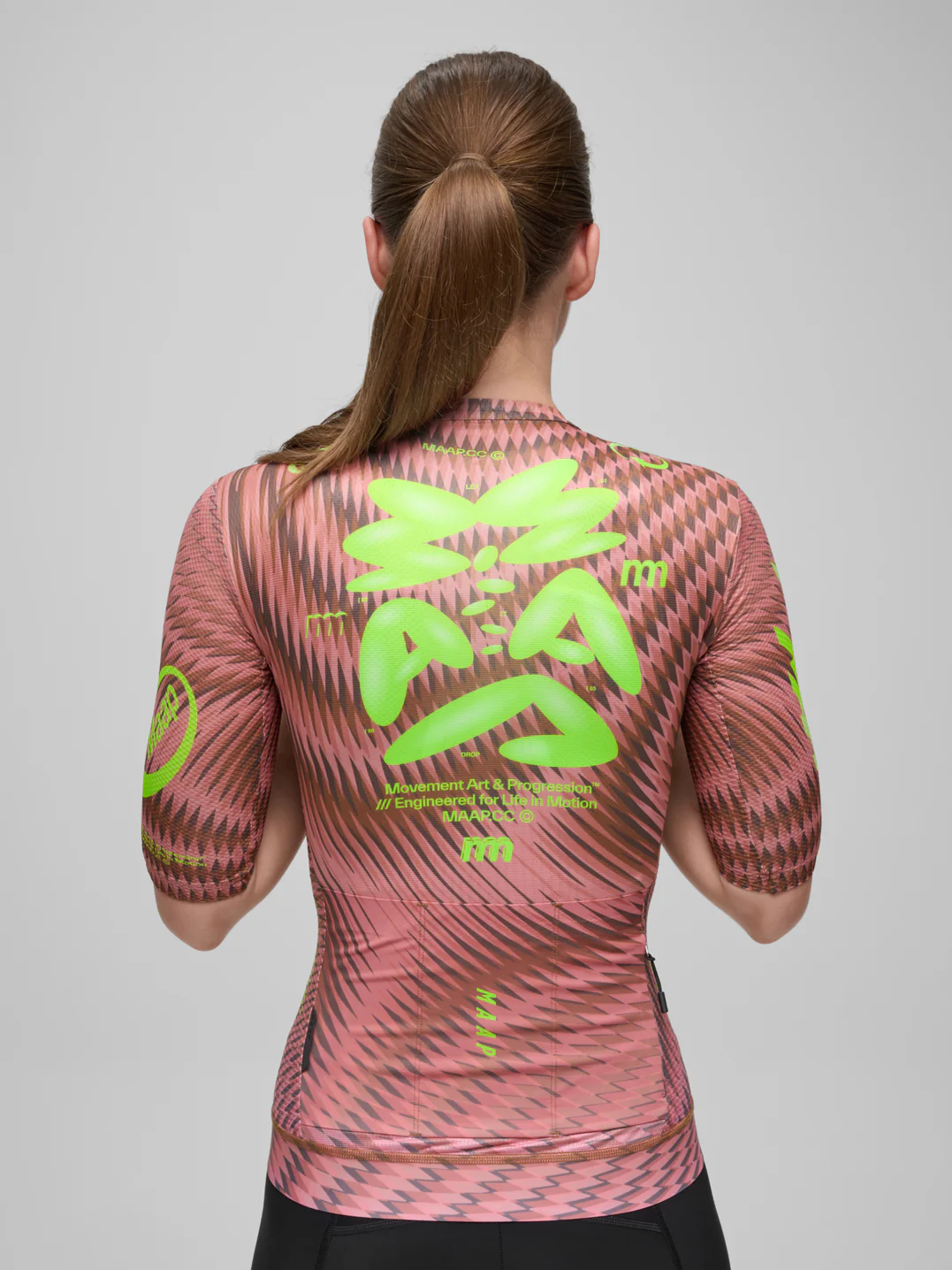 MPWJE260726_MIRA.Women_27sSpectrumProAirJersey3-0_PDP_04.webp