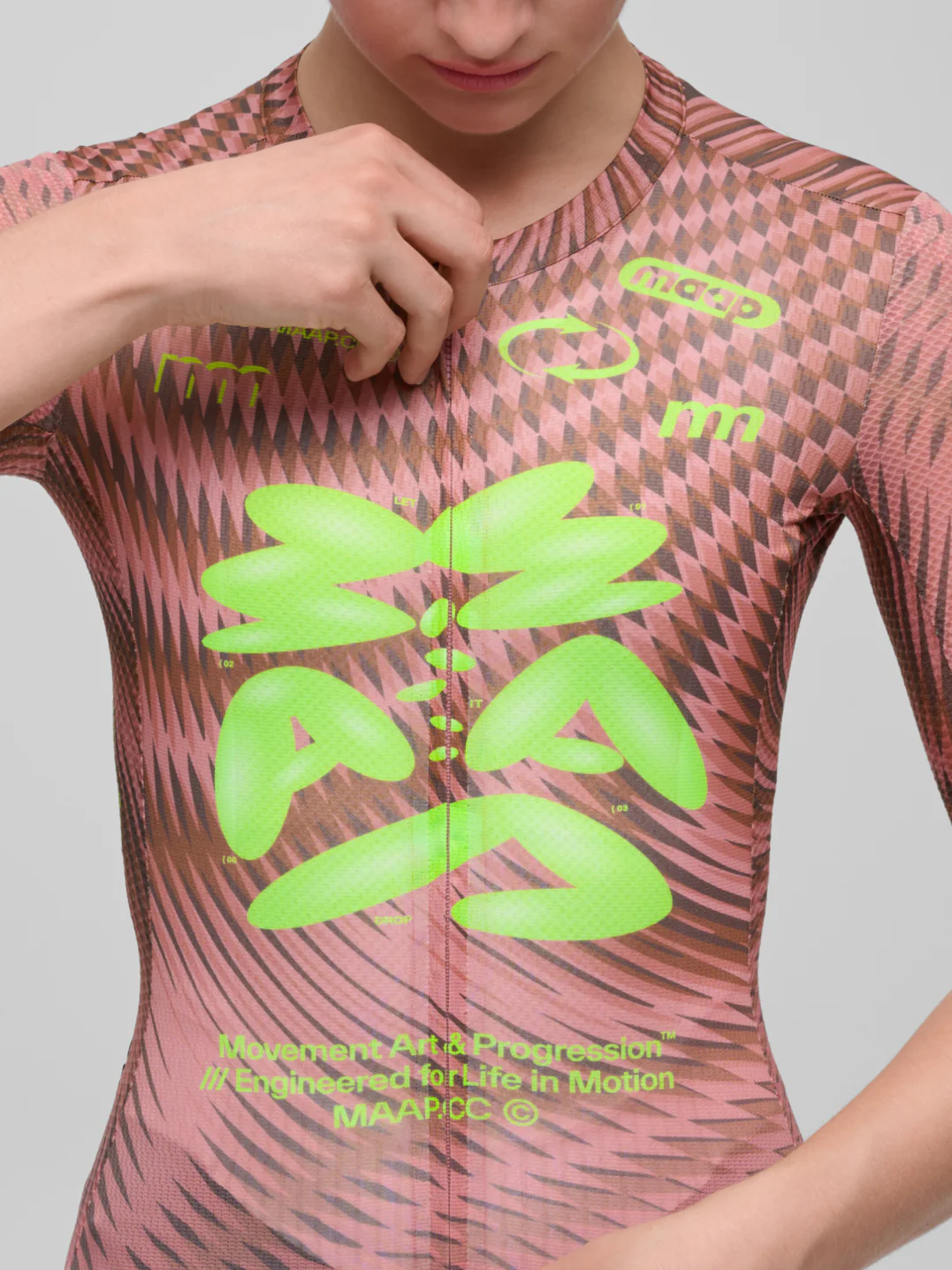 MPWJE260726_MIRA.Women_27sSpectrumProAirJersey3-0_PDP_06.webp