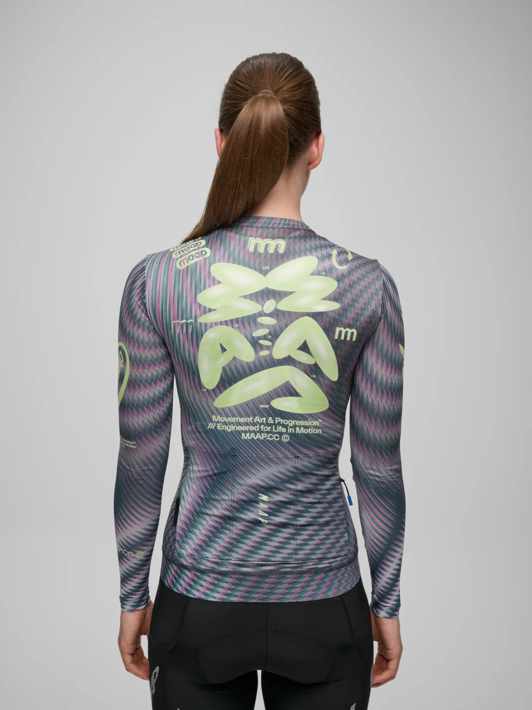 MPWLS260526_HOLO.Women_27sSpectrumProAirLSJersey3-0_PDP_04.webp