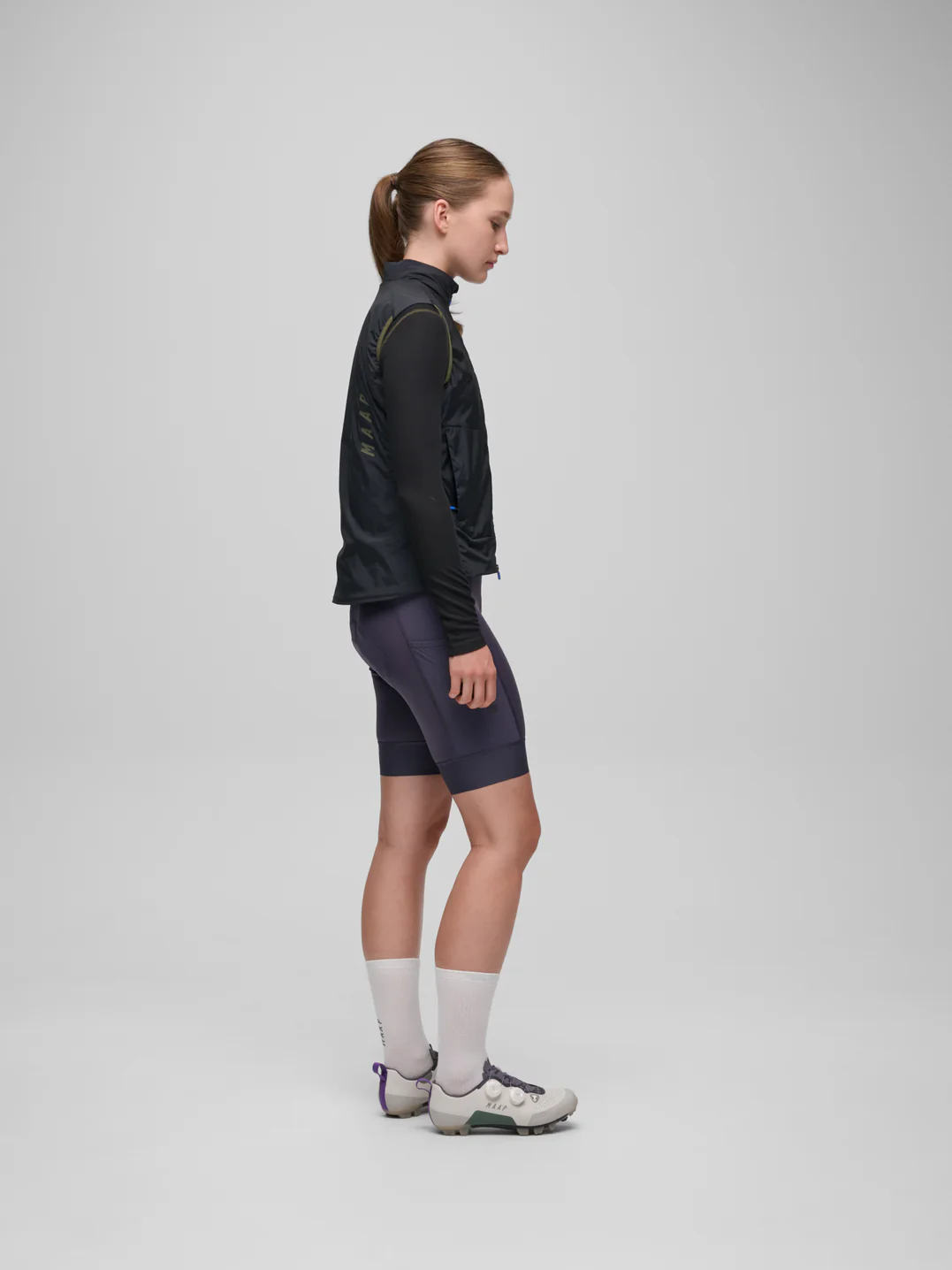 MPWVE240226_BKBK.Women_27s_20Alt_Road_20Insulated_20Vest_PDP_02.webp