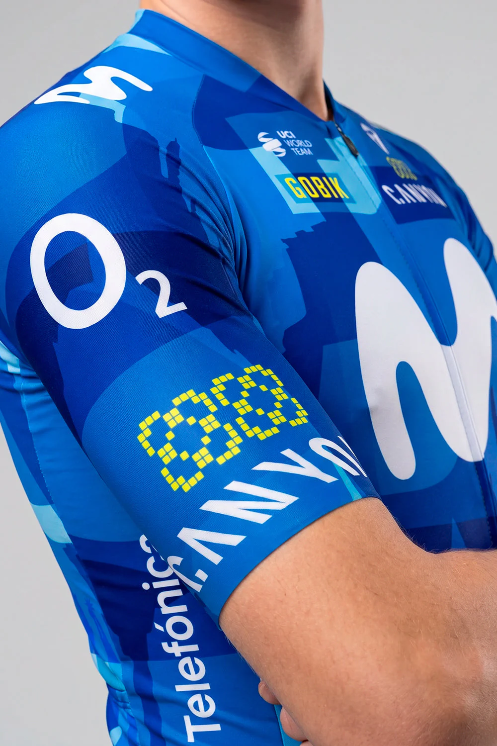 10-01-040-038-short-sleeve-jersey-odyssey-unisex-movistar-team-tdf-26-WEB-05.webp
