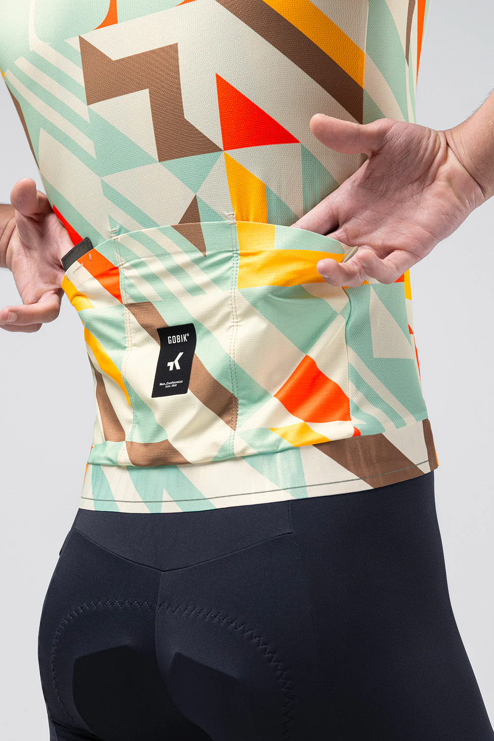 10-01-089-010-short-sleeve-jersey-magnitude-men-exa-10.webp