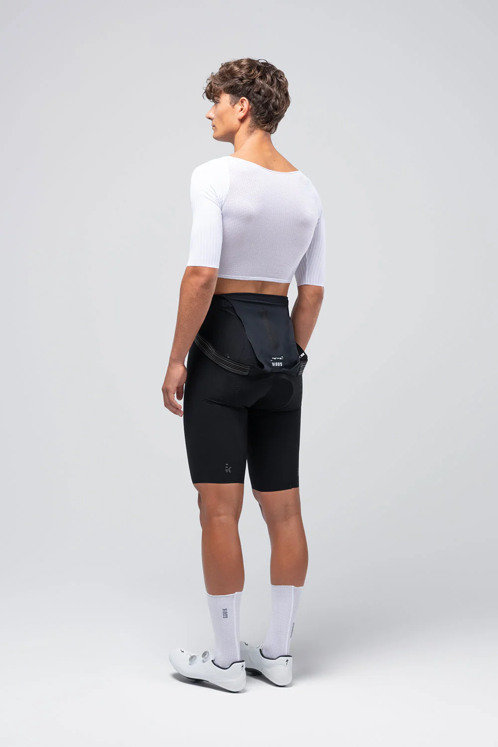 10-07-028-002-base-layer-boundary-unisex-white-02.webp