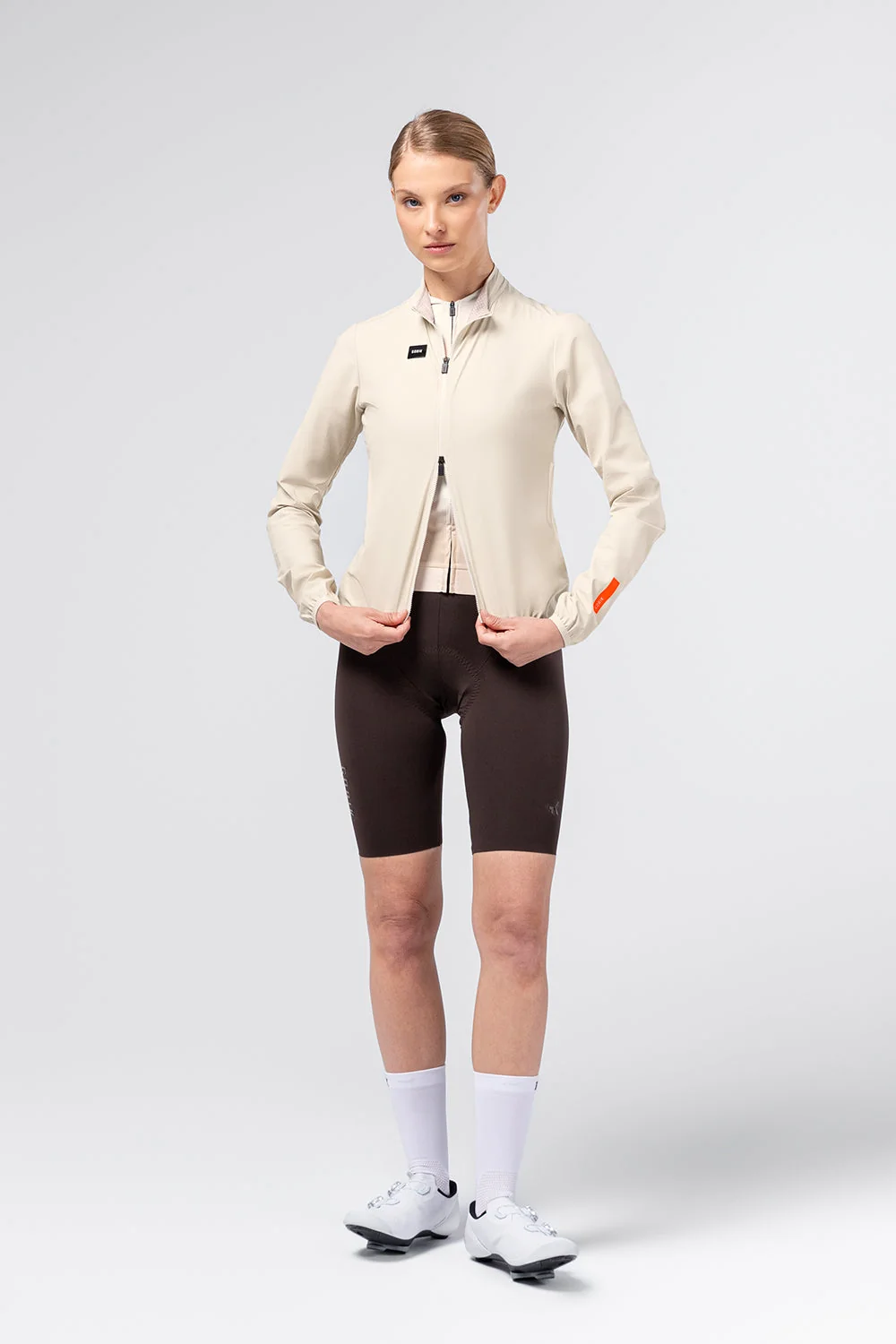 10-05-011-003-rain-jacket-long-sleeve-selkie-2-0-women-paper-3.webp