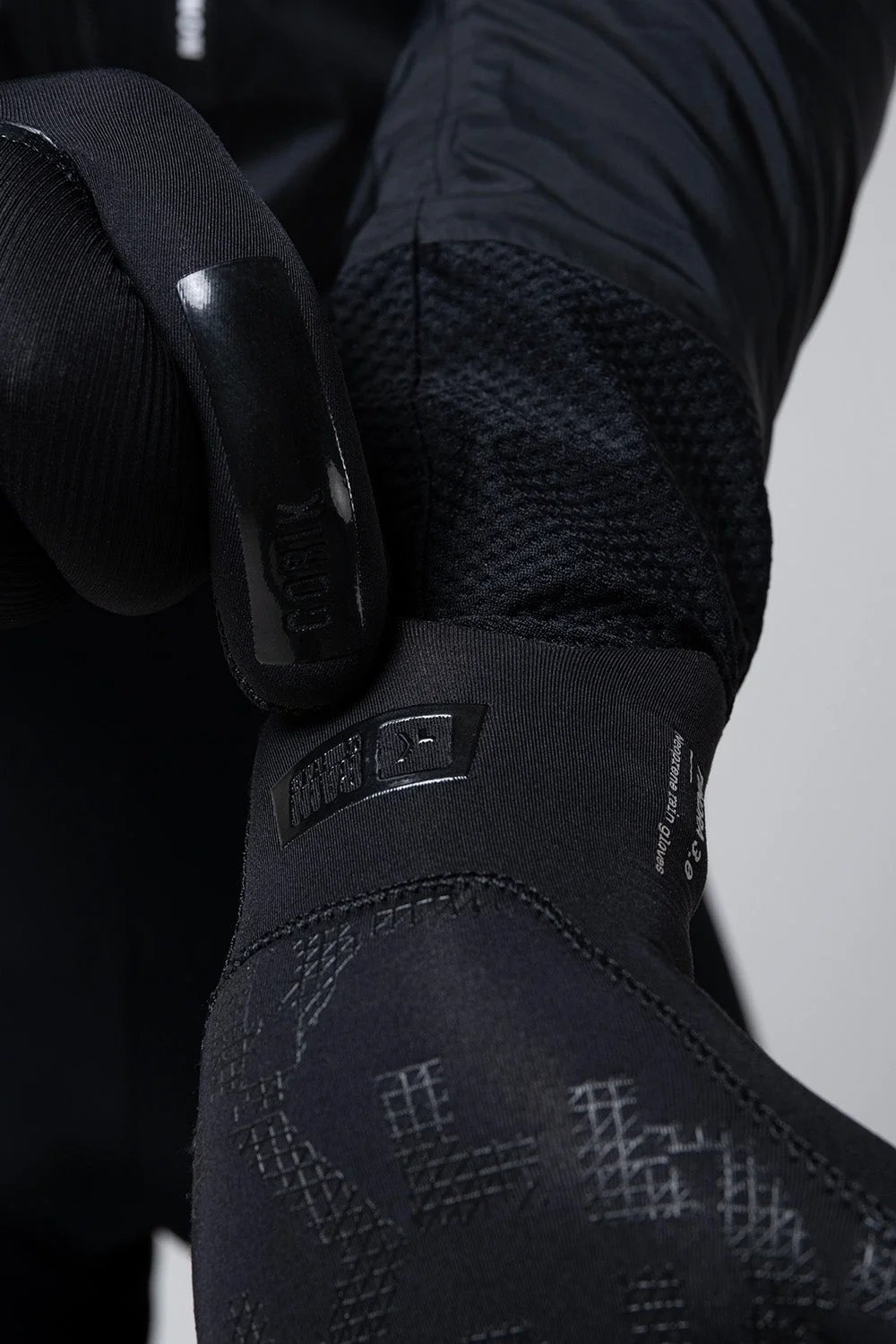 GUANTESLLUVIATUNDRA3.0UNISEXBLACK-06.webp