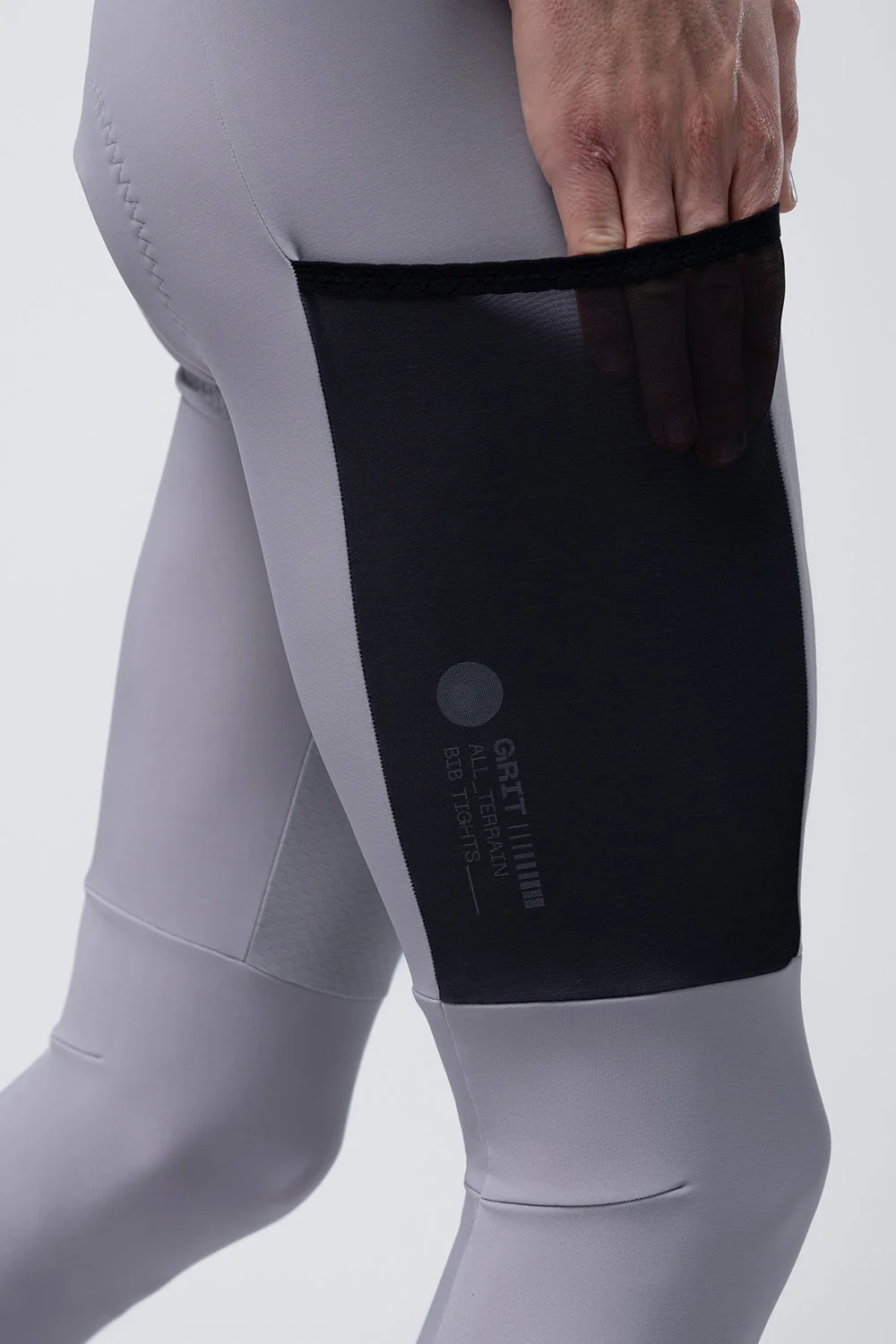 bib-tight-grit-men-tapioca-g10-06.webp