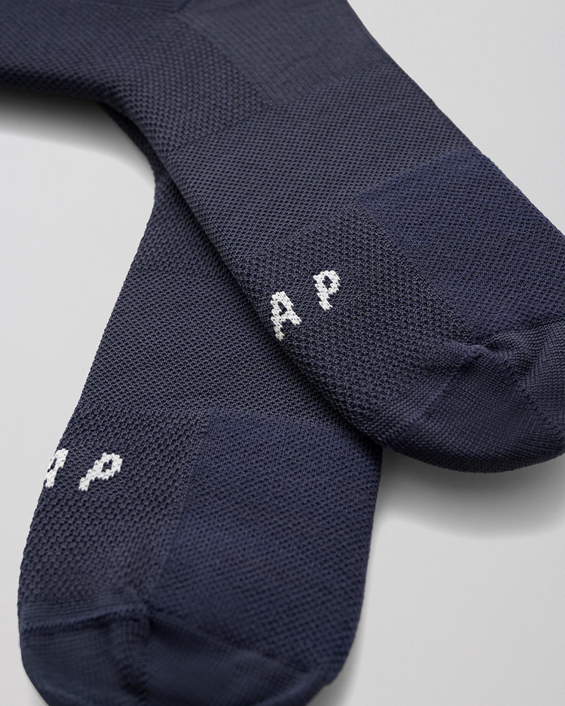 MAUSO240223_NAVY.Logo_20Sock_Navy_PDP_SPECS_02_DESKTOP.webp